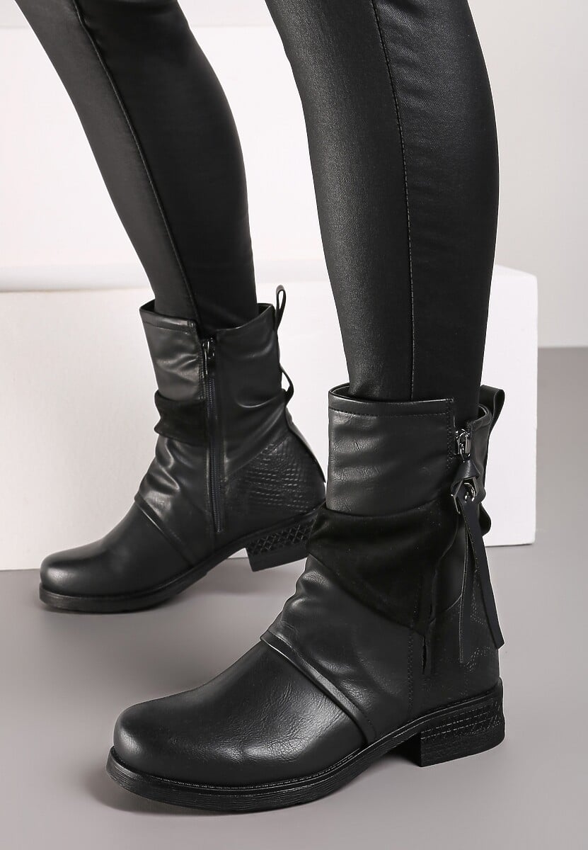 Czarne Eleganckie Botki z Dekoracyjnym Suwakiem i Marszczeniami przy Cholewce Rialeissa