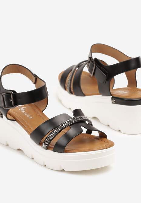 Czarne Sandały na Koturnie z Paseczkiem z Cyrkoniami Lisindra