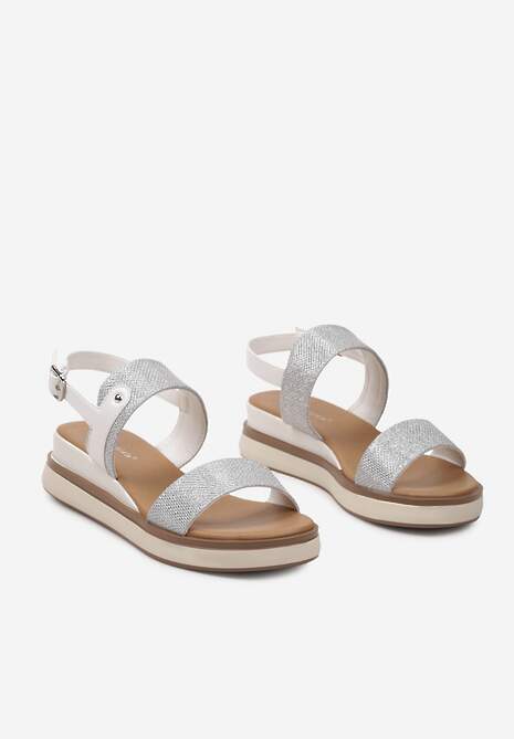 Srebrno-Białe Brokatowe Płaskie Sandały Zapinane Wokół Kostki na Sprzączkę Bellisara