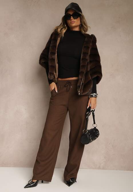 Brązowa Kurtka Futrzana o Kroju Oversize z Kapturem i Rękawami 3/4 Titene