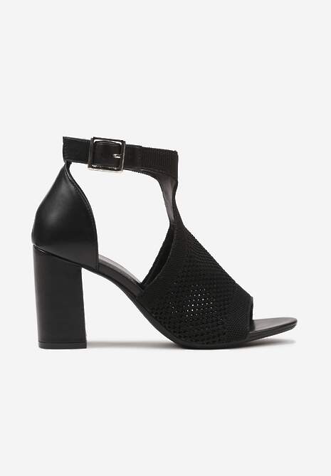 Czarne Ażurowe Sandały na Słupkowym Obcasie z Paskiem ze Sprzączką Worritia