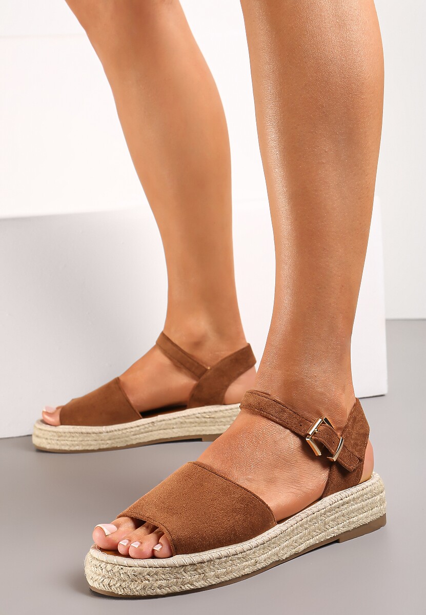 Czarne Sandały z Plecioną Podeszwą i Zapięciem Wokół Kostki Lornia