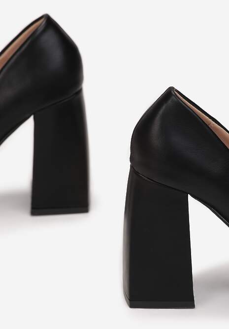 Czarne Czółenka Caeilea