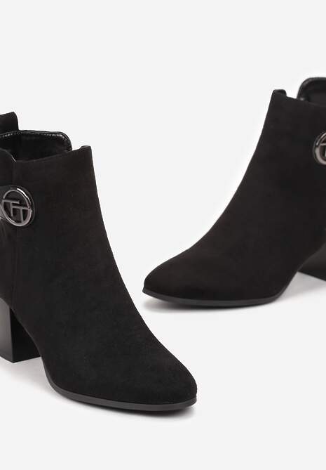 Czarne Botki na Niskim Słupku z Klamerką Avintta