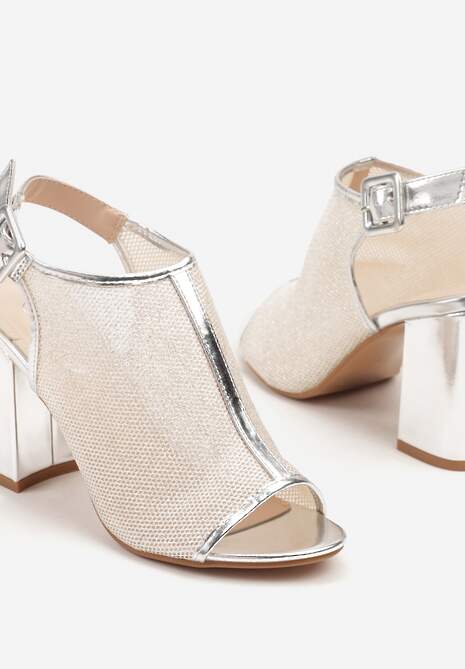 Srebrne Sandały w Stylu Botków na Słupku z Brokatem i Klamerką Boltewi