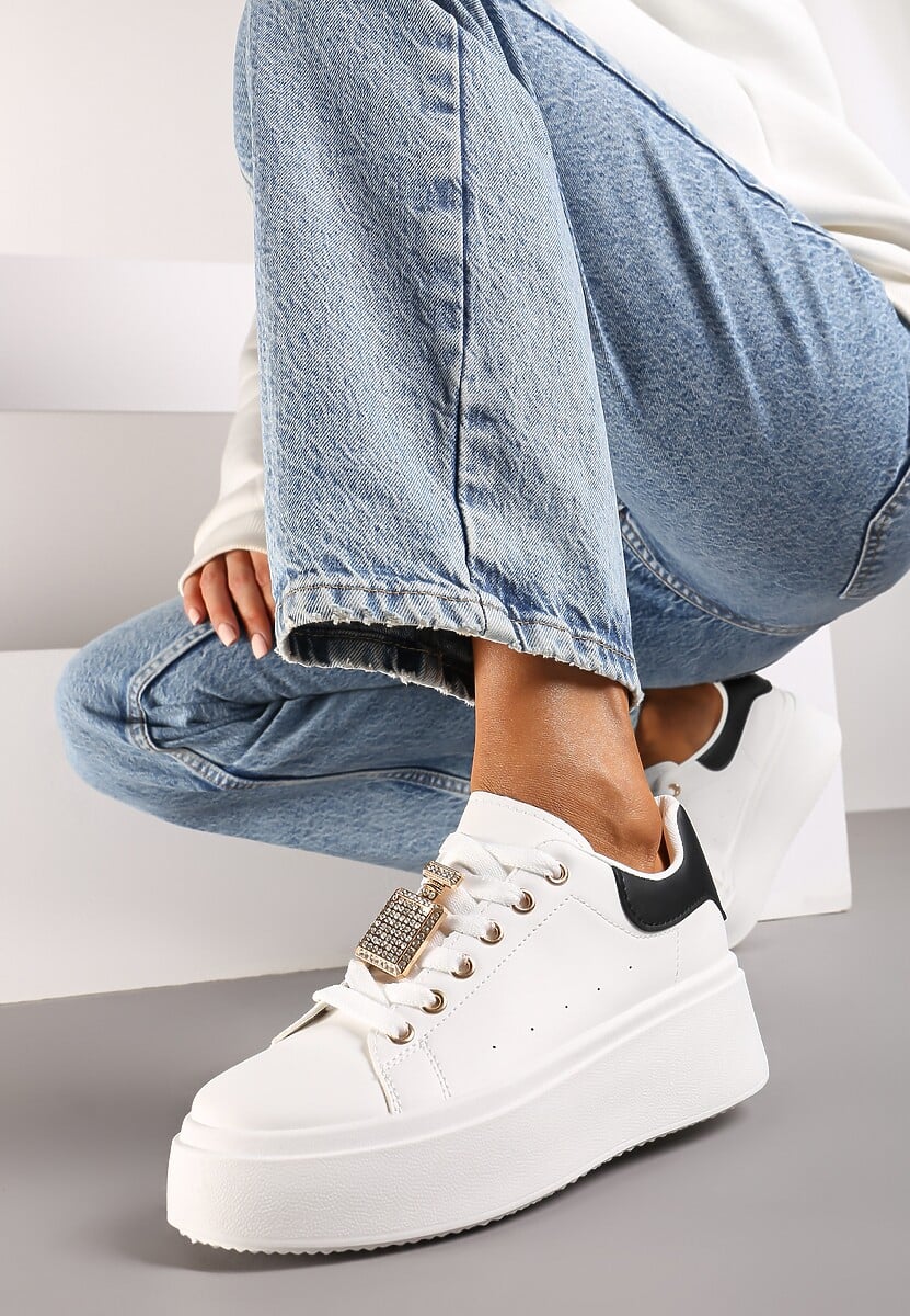 Biało-Czarne Sneakersy na Platformie Ozdobione Cyrkoniami i Aplikacją 3D Daneria