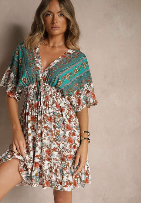 Zielona Sukienka z Wiskozy w Kwiaty Zdobiona Wiązaniem na Plecach Latorea