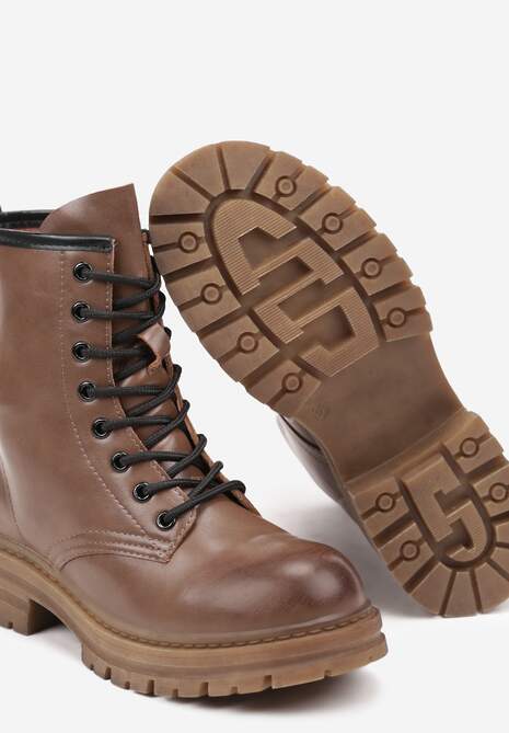 Ciemnobeżowe Botki Workery na Płaskiej Podeszwie ze Sznurowaniem Arstela