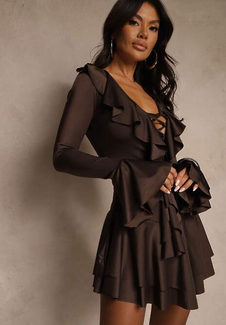 Brązowa Sukienka o Taliowanym Kroju z Falbanami Tiseania