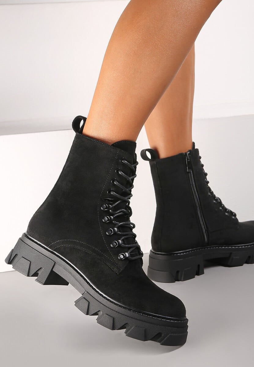 Czarne Botki Chyalose
