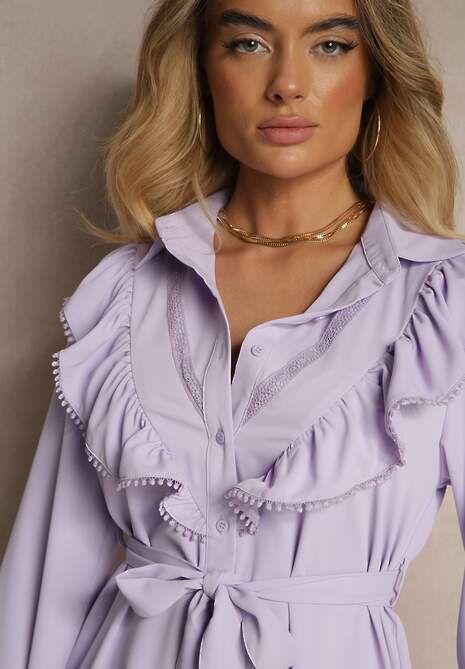 Fioletowa Rozkloszowana Sukienka Koszulowa z Falbankami i Koronką Naik