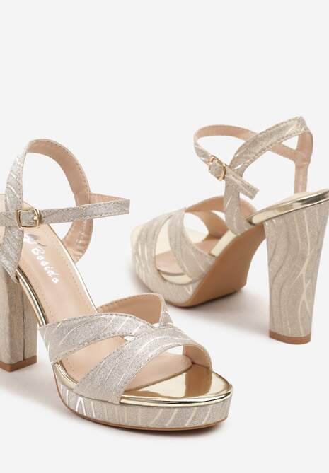 Złote Sandały na Słupku i Platformie z Brokatem Toliranna