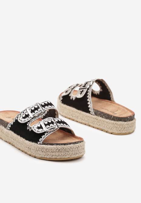 Czarne Klapki na Płaskiej Podeszwie z Regulowanymi Klamrami Wenadea