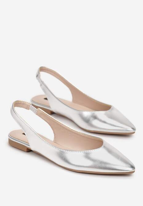 Srebrne Sandały z Odkrytą Piętą i Noskiem Typu Migdałek Nemegoria