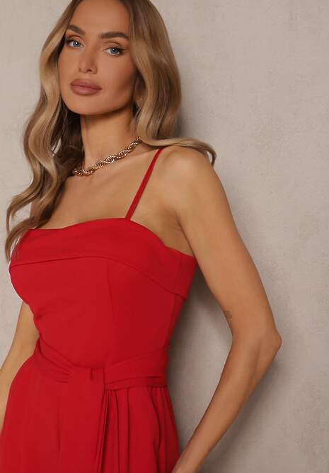 Czerwony Taliowany Kombinezon z Paskiem Desine