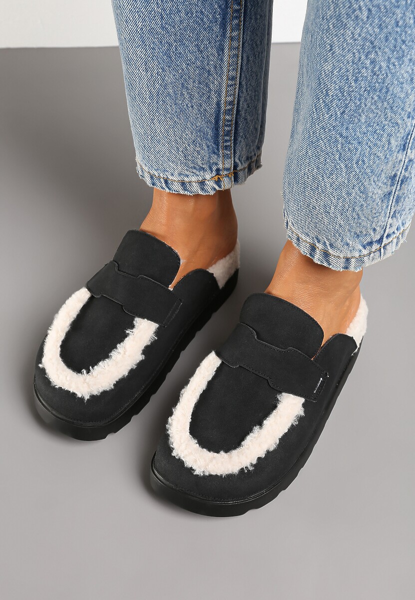 Czarne Klapki na Platformie Ozdobione Paskiem i Futerkiem w Stylu Baranka Islinna