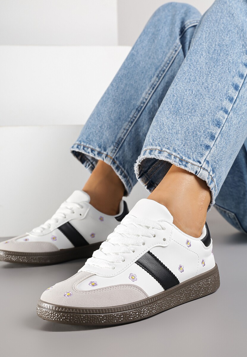 Bordowe Sneakersy Tenisówki Ozdobione Kwiatkami Zummine
