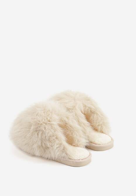 Beżowe Miękkie Kapcie Ozdobione Długim Włosiem Cendria