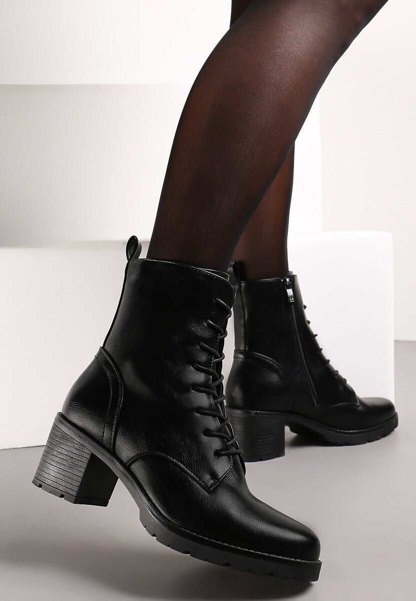 Czarne Botki na Niskim Słupku Zenaide
