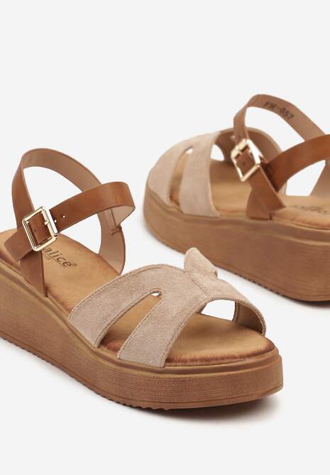 Ciemnobeżowe Sandały w Stylu Drewniaków Zdobione Wycięciami Lisadorea
