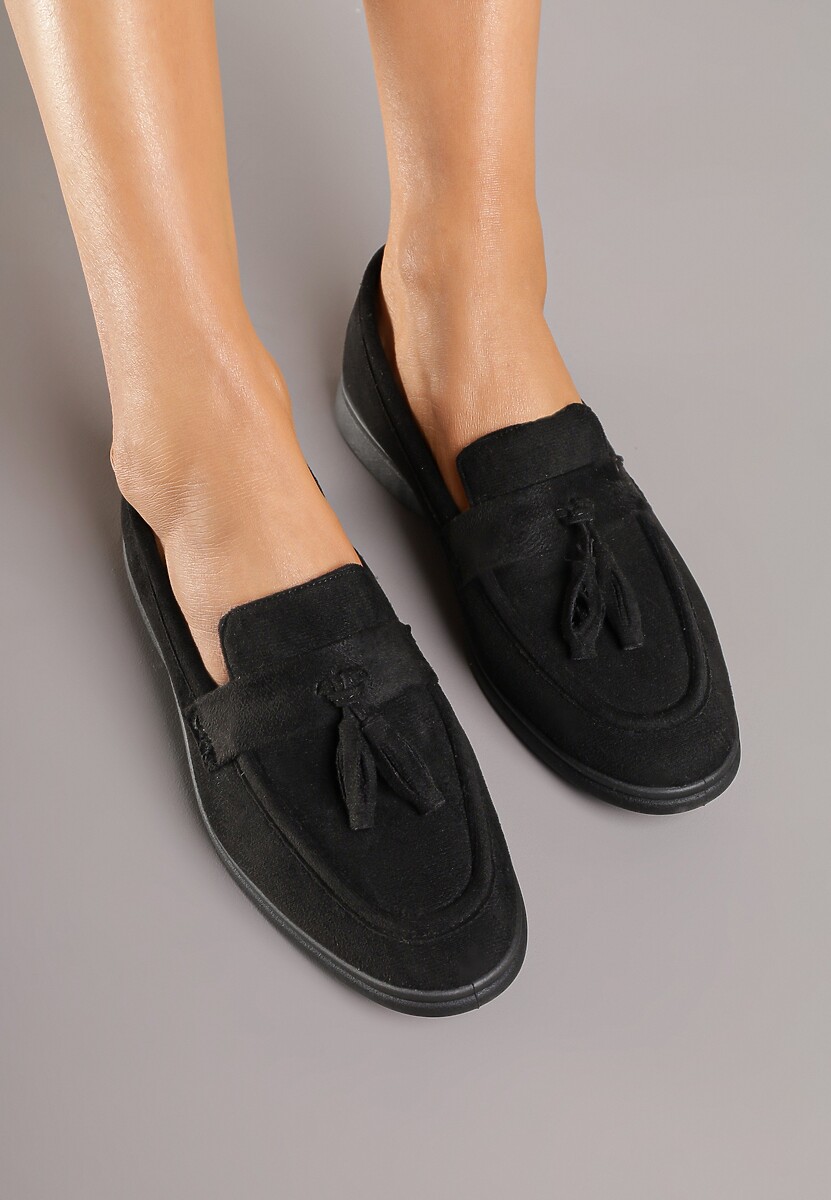 Czarne Mokasyny Ozdobione Frędzlami Meliruna