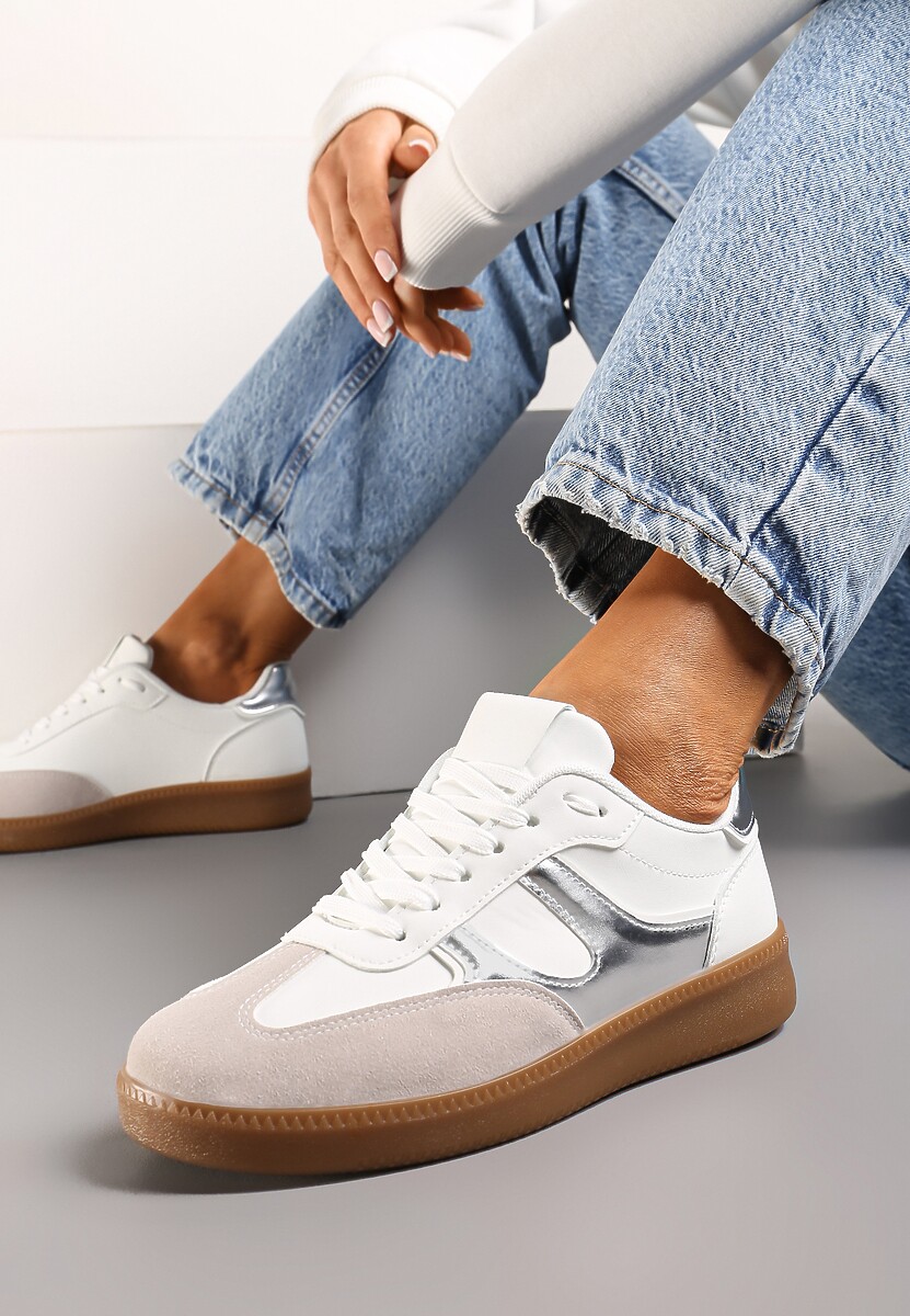 Biało-Srebrne Sneakersy w Stylu Kultowych Tenisówek z Kauczukową Podeszwą Poseiama