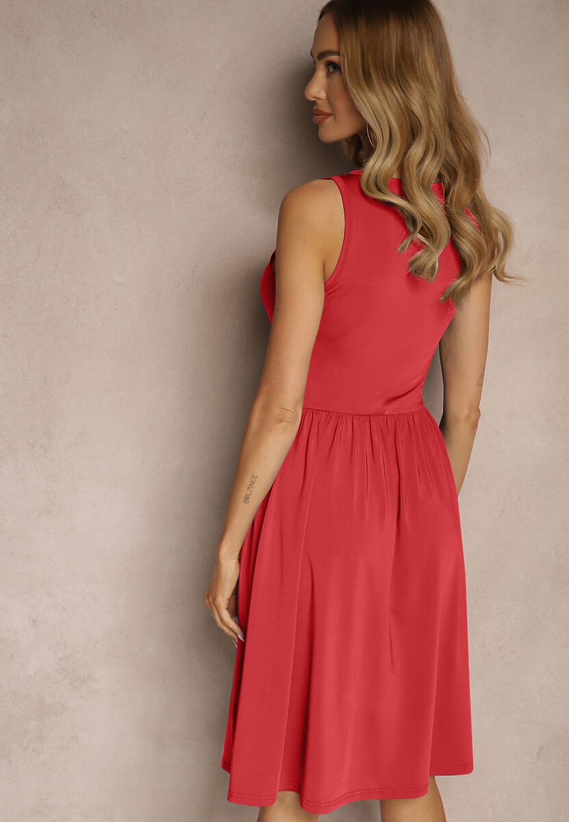 Czerwona Rozkloszowana Sukienka z Wiskozą Edivaya