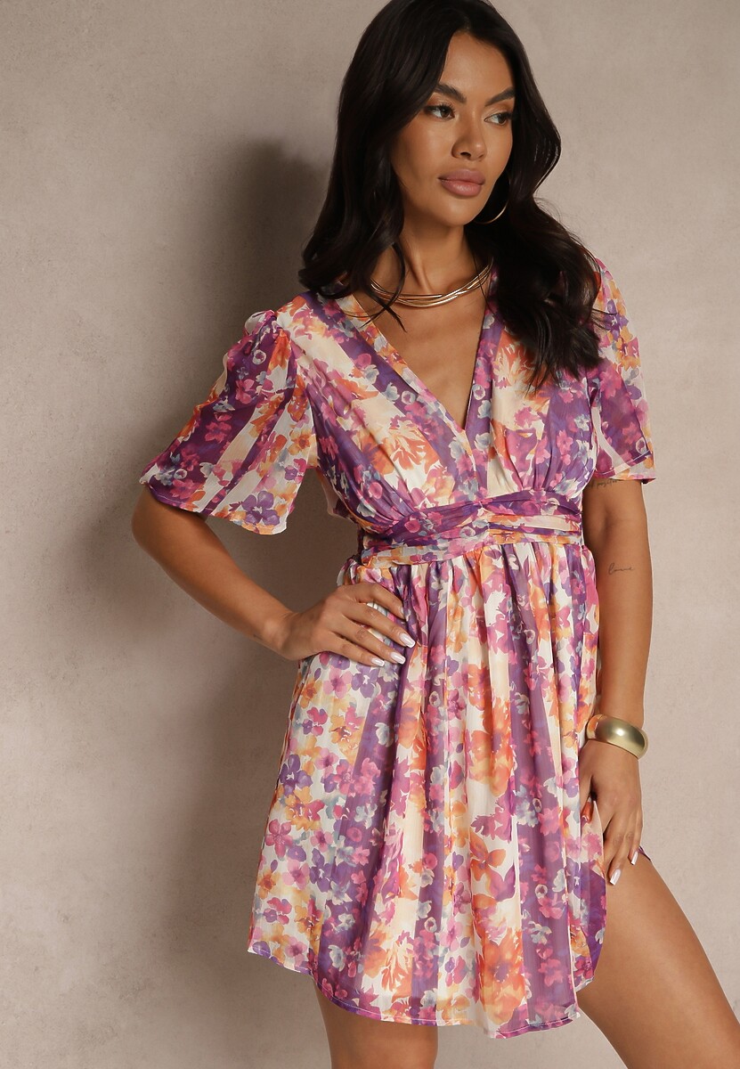 Fioletowa Sukienka z Motywem Kwiatów Riniria