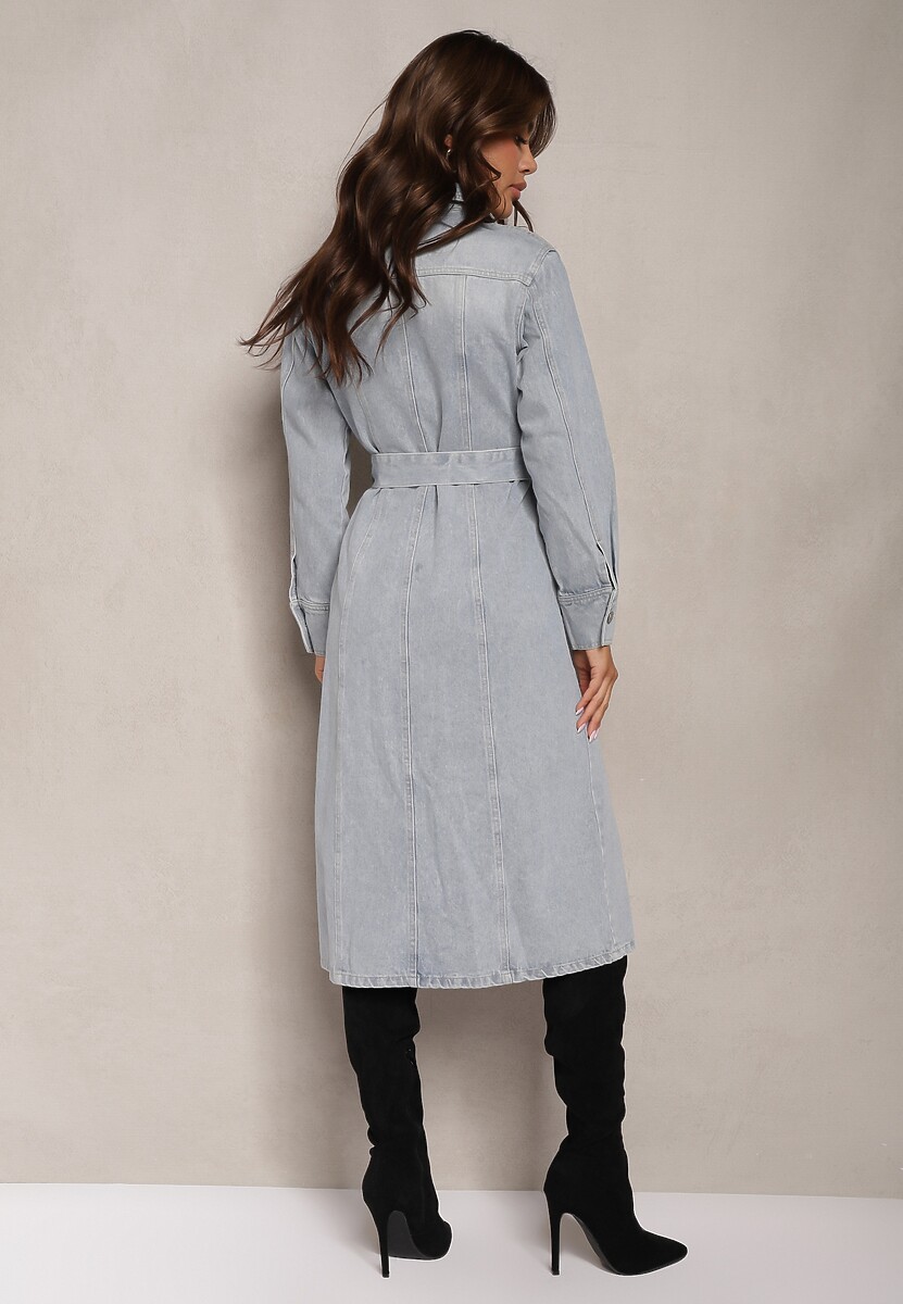 Jasnoniebieska Bawełniana Sukienka Jeansowa o Koszulowym Fasonie z Paskiem i Kieszeniami Dettia