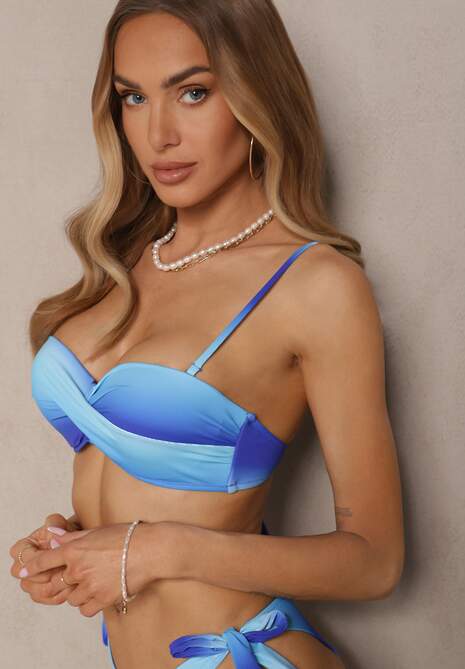 Granatowe Bikini Majtki Typu Figi i Biustonosz z Marszczeniem w Geometryczny Wzór Kinnira