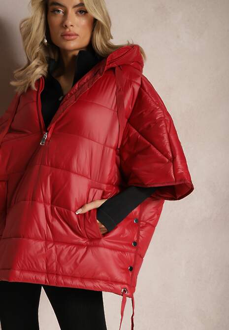 Bordowa Pikowana Kurtka z Rękawem 3/4 oraz Kapturem Wkładana przez Głowę Arisoltta