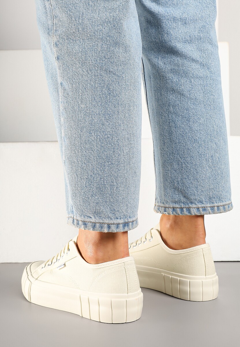 Beżowe Trampki na Tłoczonej Platformie Maivoria