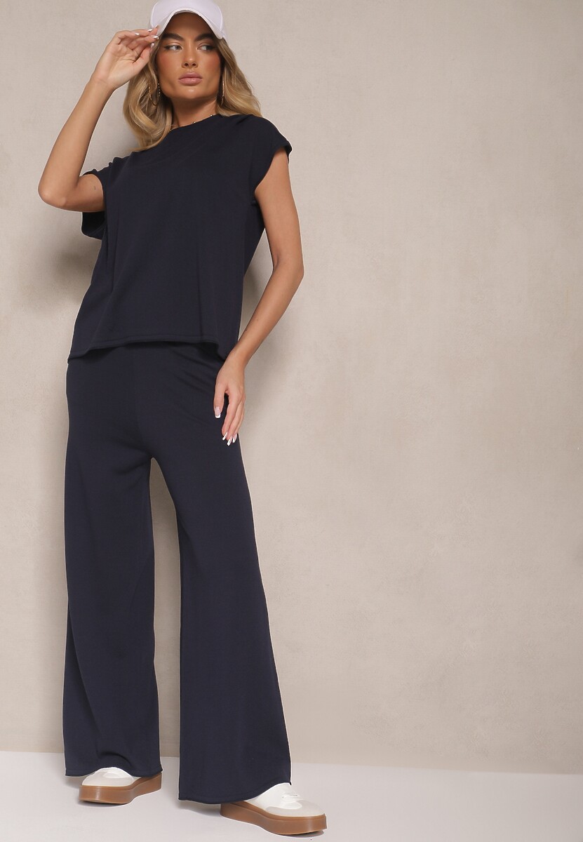 Czarny Komplet z Wiskozy T-shirt i Spodnie o Szerokim Kroju Larives