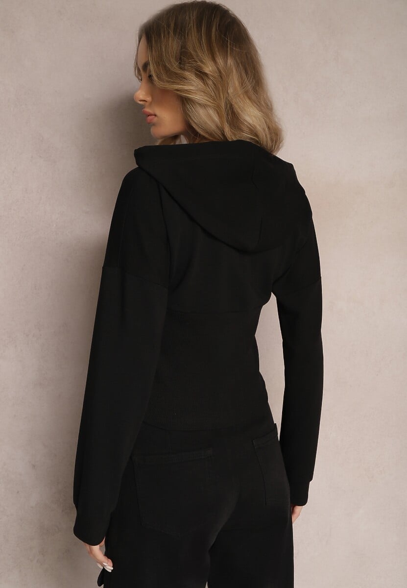 Czarna Dzianinowa Bluza  o Gorsetowym Fasonie z Kapturem Kindra