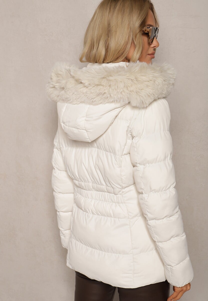 Jasnobeżowa Pikowana Kurtka Ozdobiona Futrzanym Kołnierzem z Odpinanym Kapturem Railara