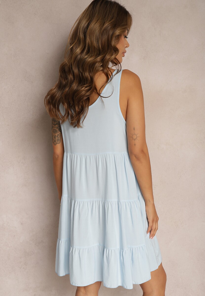 Jasnoniebieska Sukienka z Bawełny o Rozkloszowanym Kroju Ozdobiona Falbankami Tessah