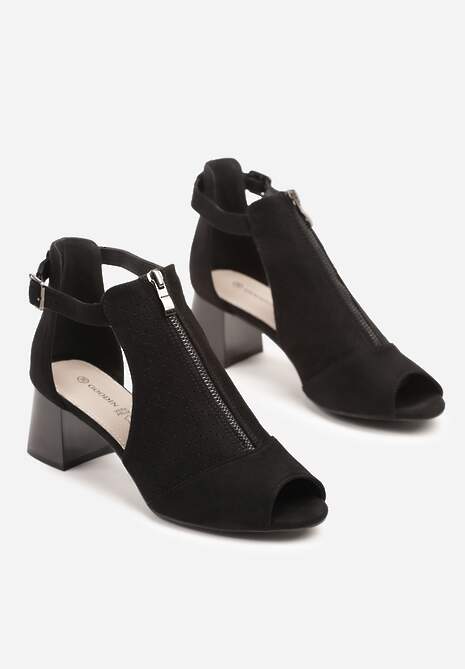 Czarne Sandały na Słupku ze Skórzaną Wkładką Ozdobione Suwakiem i Perforacją Ciaralira