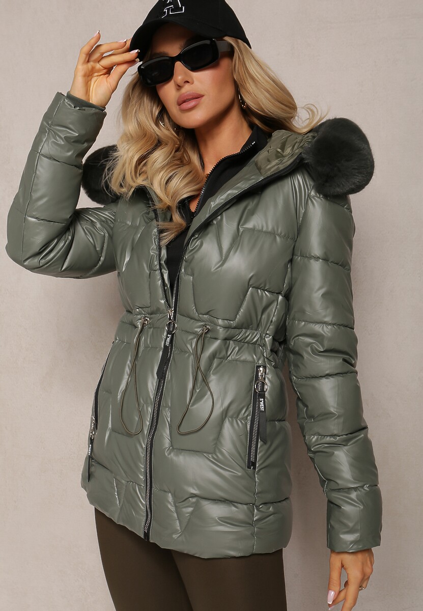 Czarna Pikowana Kurtka z Futerkiem Przy Kapturze Paelina