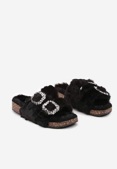 Czarne Kapcie na Płaskiej Podeszwie z Futerkiem Cyrkoniami i Klamrami z Regulacją Arvela
