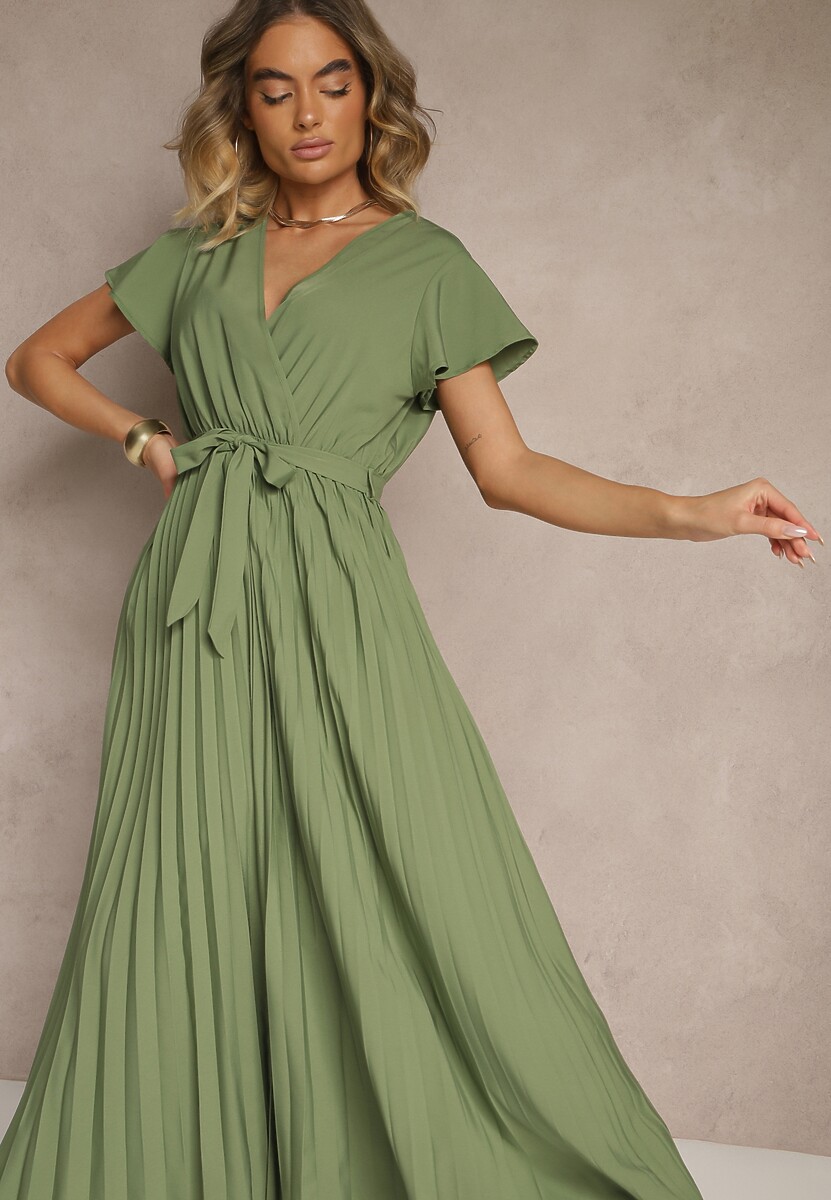 Jasnobeżowa Koktajlowa Maxi Sukienka Ozdobiona Plisami z Trójkątnym Dekoltem i Wiązaniem w Talii Phoelia