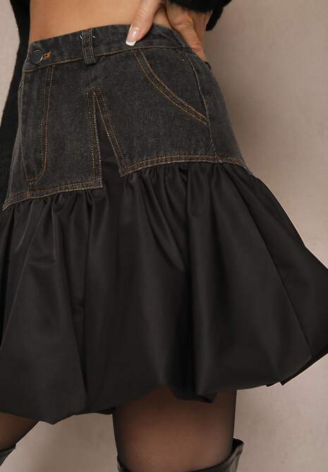 Czarna Spódnica Rozkloszowana Ozdobiona Falbanką i Jeansową Wstawką Norienna