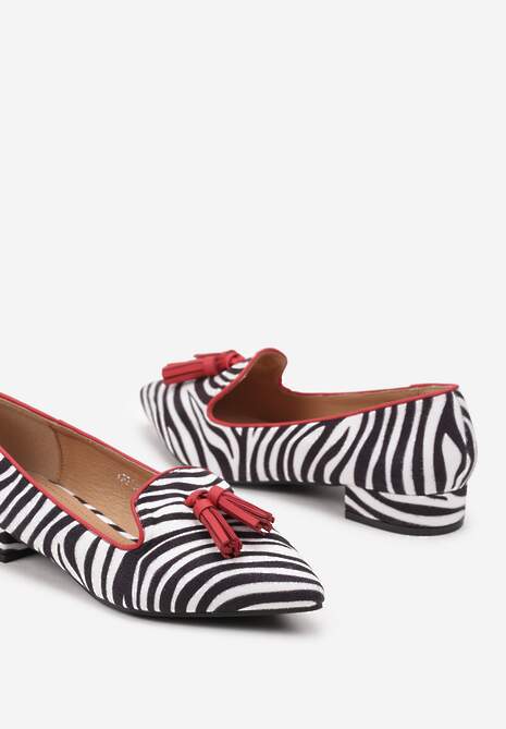 Czarno-Białe Czółenka na Słupku w Stylu Mokasynów Ozdobione Frędzlami i Paskami Artalla