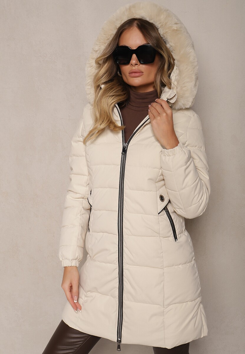 Jasnobeżowa Kurtka z Pikowanego Materiału z Odpinanym Kapturem i Futerkiem Tarlena