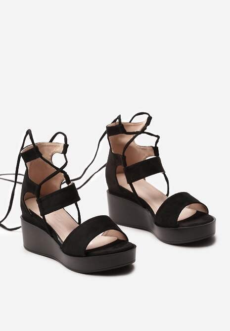 Czarne Sandały Wiązane Wokół Kostki na Koturnie z Platformą Righta