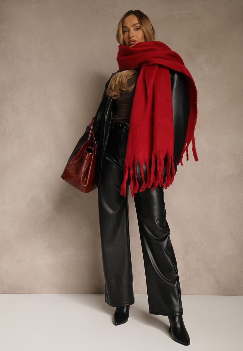 Bordowy Szalik Ozdobiony Frędzlami Owedela