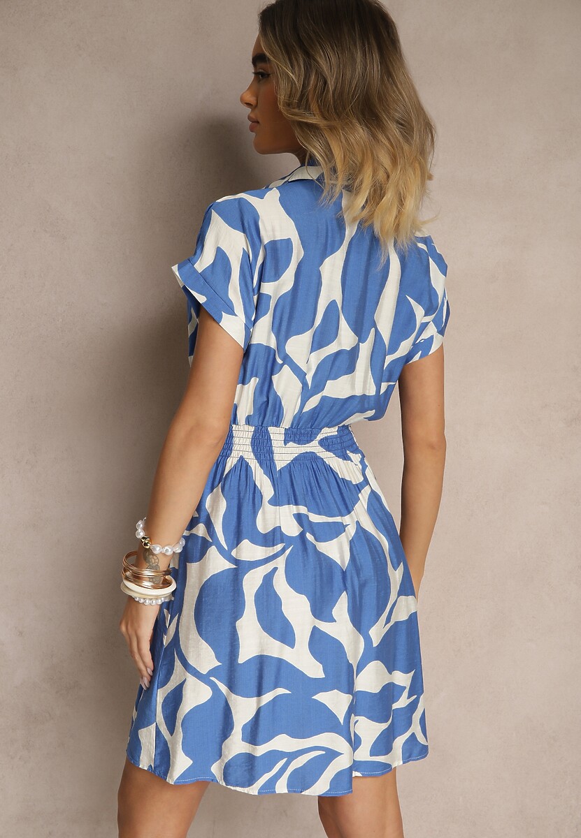 Niebieska Sukienka z Wiskozą i Geometrycznym Motywem Galidela