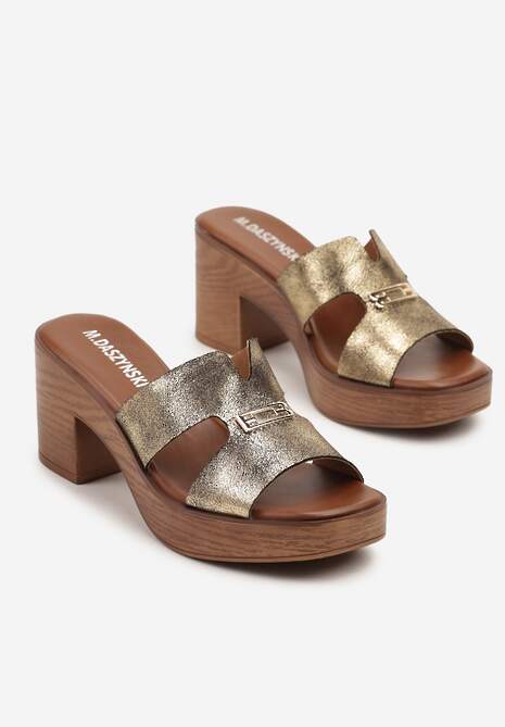 Złote Metaliczne Klapki Drewniaki na Słupkowym Obcasie Zdobione Aplikacją Arrielle