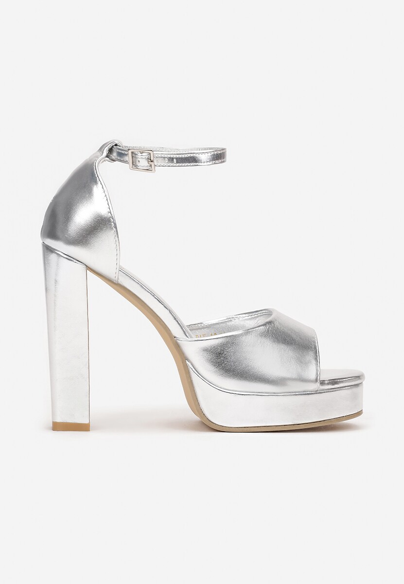 Srebrne Sandały na Słupku i Platformie Yiyo