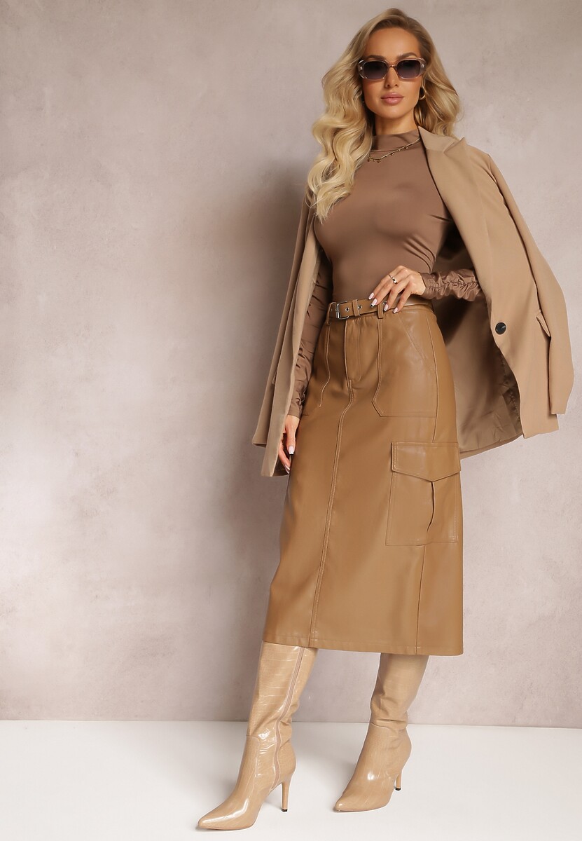 Beżowa Spódnica Midi z Imitacji Skóry Paskiem i Kieszeniami Cargo Edvardisa