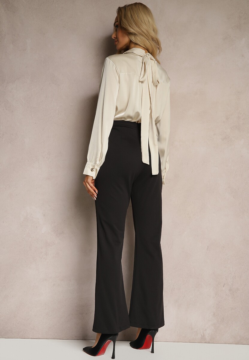 Czarno-Beżowy Kombinezon z Koszulową Górą Zdobiony Wiązaniem i Eleganckimi Guzikami Eliti